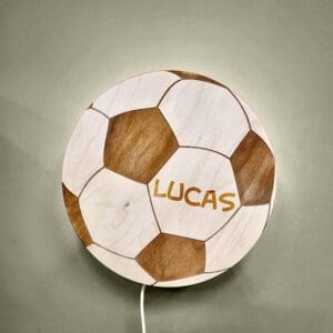 Houten nachtlampje voetbal met naam Houten nachtlampje voetbal met naam