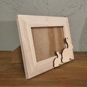 houten fotolijstje met konijntjes