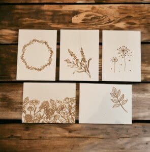 set houten kaarten met bloemen