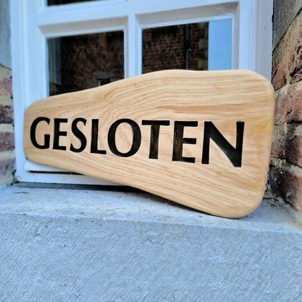 Gefreesd eiken naambord organisch Houten bewegwijzering
