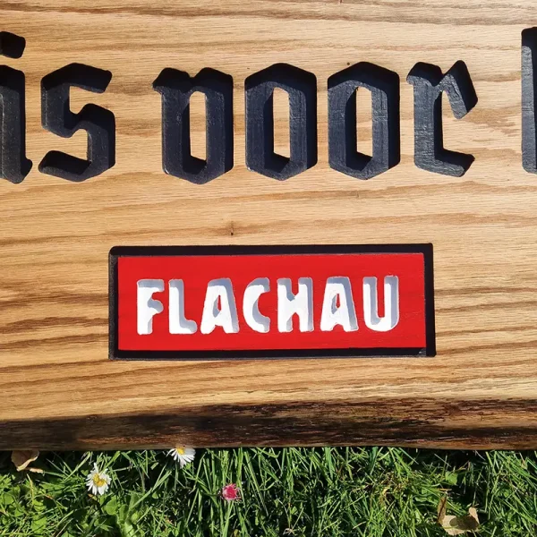 Logobord Eiken gefreesd in kleur